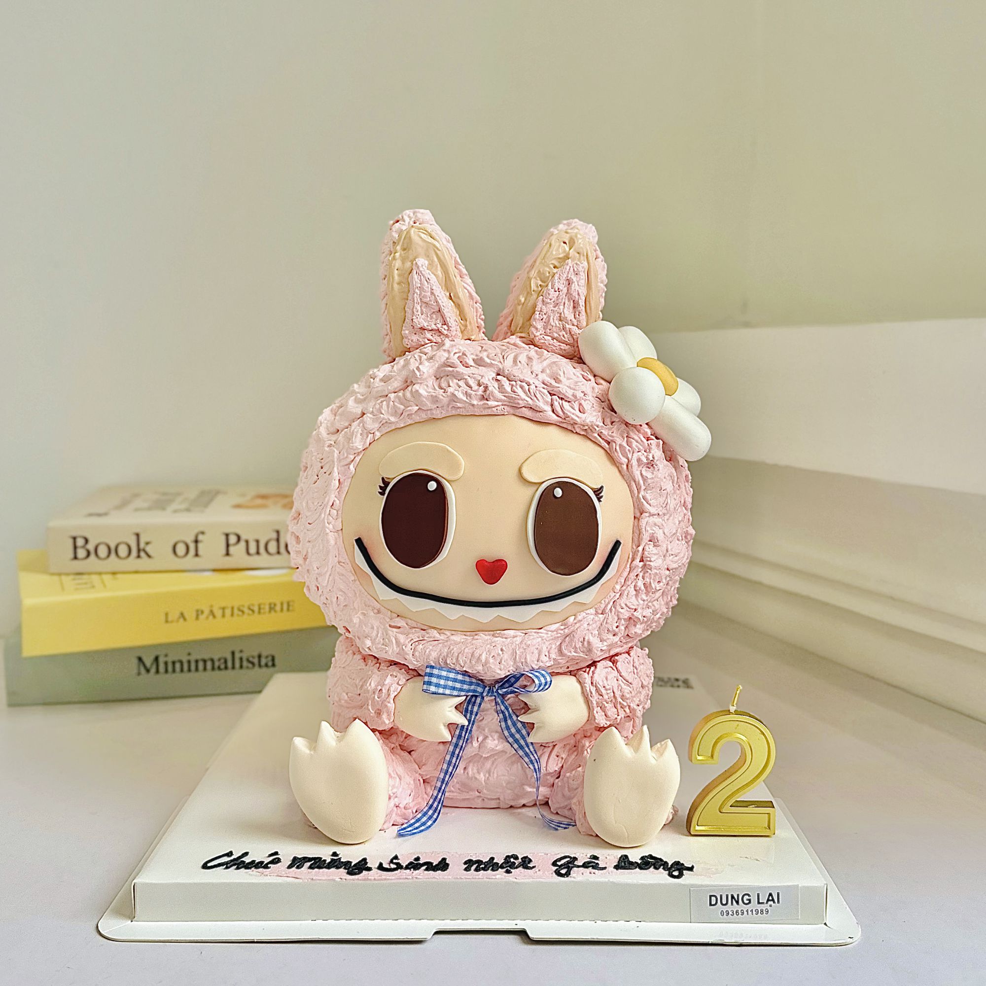 Bánh 2 tầng tạo hình labubu