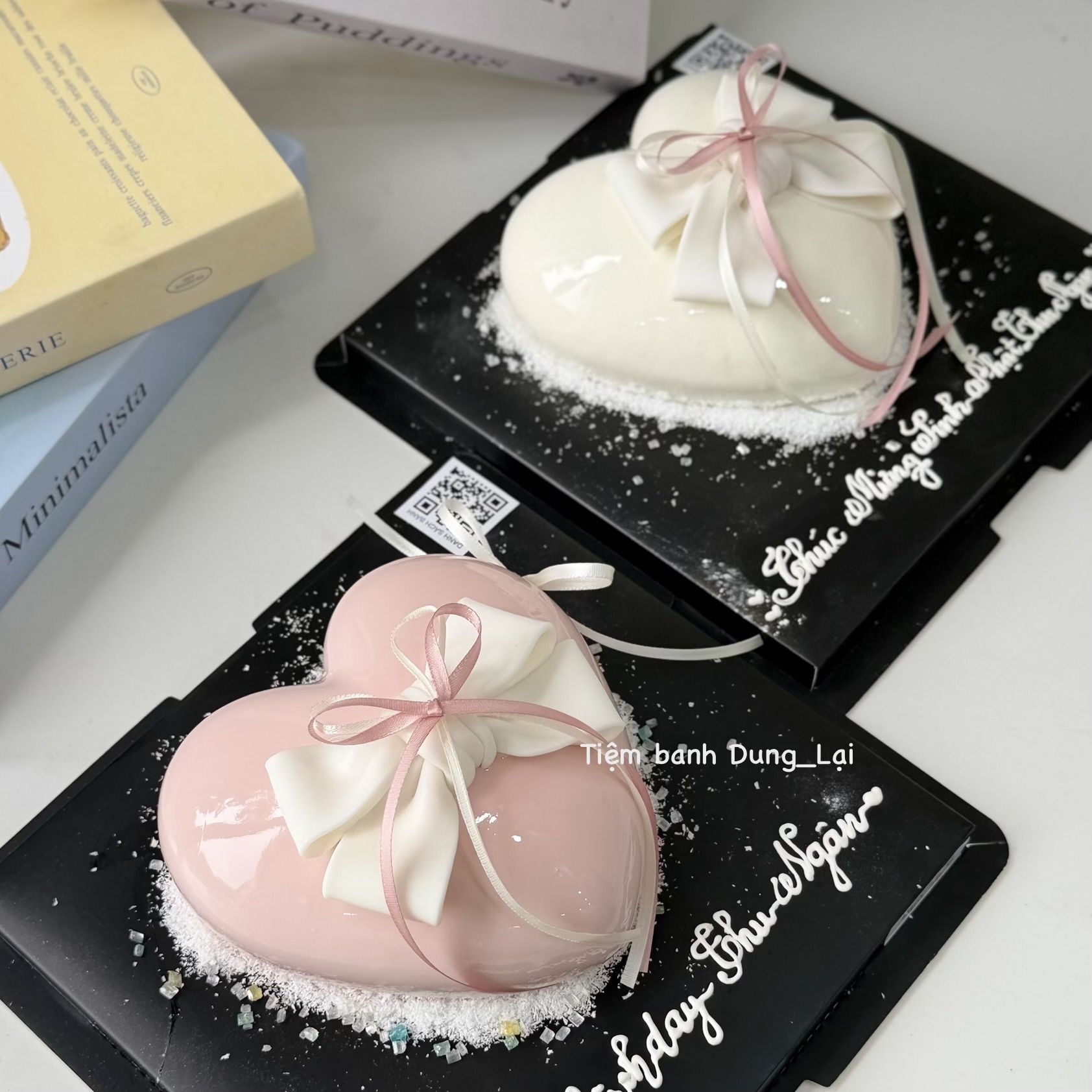Bánh entremet nơ 