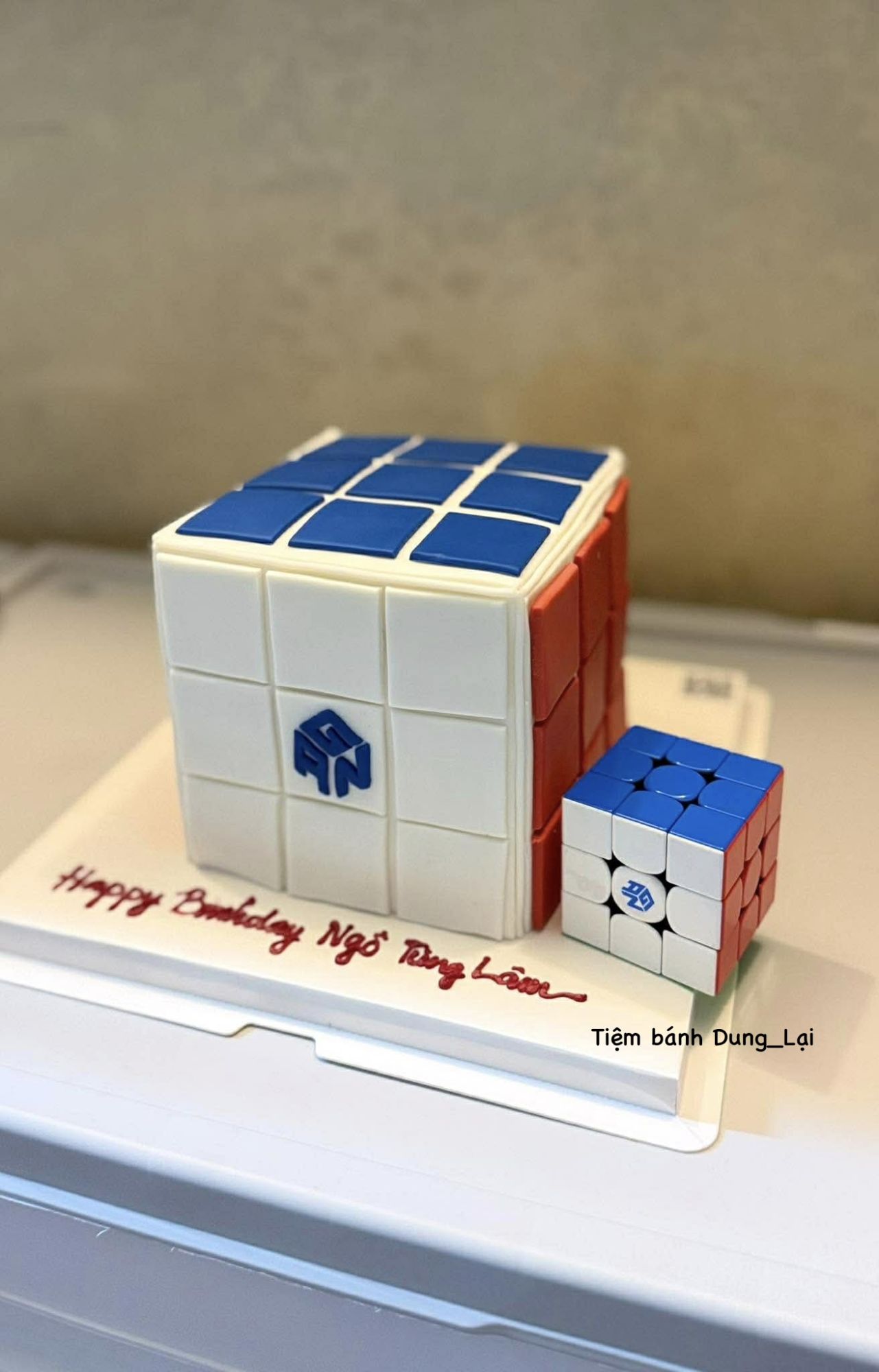 Bánh tạo hình rubik 15x15 vuông