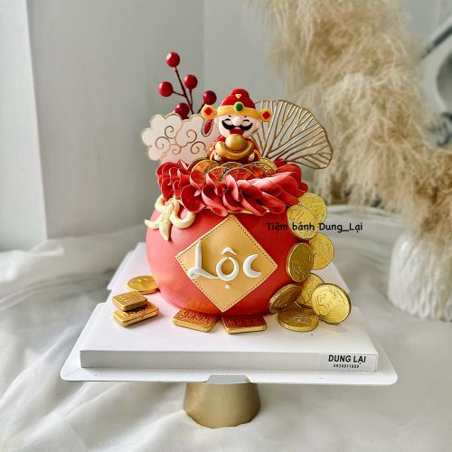 Bánh thần tài đỏ sz 14 300, Bánh Sinh Nhật Hũ vàng, Bánh Sinh Nhật thần tài - Bánh Sinh Nhật Long Biên
