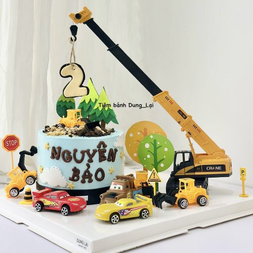 Bánh cần cẩu sz 16 1/2, Bánh Sinh Nhật Bé trai, Bánh Sinh Nhật cần cẩu - Bánh Sinh Nhật Long Biên