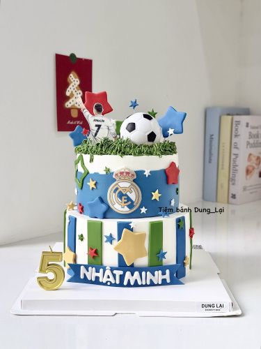 Bánh 2 tầng bóng đá ronaldo 20-16, Bánh Sinh Nhật Bóng đá, Bánh Sinh Nhật đá bóng, Bánh Sinh Nhật ronaldo, Bánh Sinh Nhật bé trai, Bánh Sinh Nhật 2 tầng, Bánh Sinh Nhật bánh tầng - Bánh Sinh Nhật Long Biên