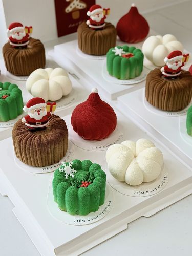 Set bánh giáng sinh entremet, Bánh Sinh Nhật Entremet, Bánh Sinh Nhật giáng sinh - Bánh Sinh Nhật Long Biên