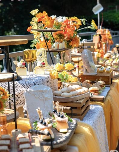 Set tiệc, Bánh Sinh Nhật Set tiệc - Bánh Sinh Nhật Long Biên