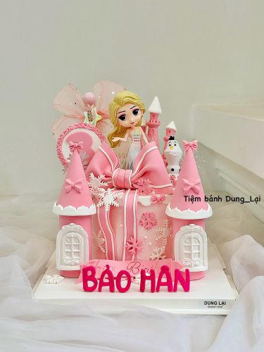 Bánh lâu đài elsa hồng, Bánh Sinh Nhật Elsa, Bánh Sinh Nhật lâu đài, Bánh Sinh Nhật bé gái - Bánh Sinh Nhật Long Biên