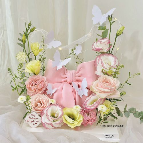 Bánh nơ hoa tươi hồng trắng, Bánh Sinh Nhật Hoa tươi, Bánh Sinh Nhật bé gái, Bánh Sinh Nhật người lớn - Bánh Sinh Nhật Long Biên