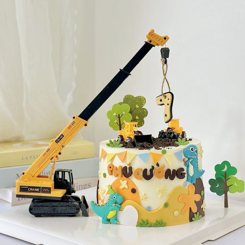 Bánh cần cẩu sz 18 1/2, Bánh Sinh Nhật Cần cẩu, Bánh Sinh Nhật khủng long, Bánh Sinh Nhật bé trai - Bánh Sinh Nhật Long Biên