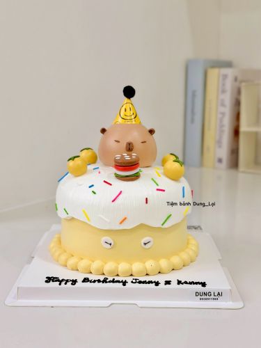 Bánh capybara sz 16 và 1 bánh nhỏ, Bánh Sinh Nhật Capybara, Bánh Sinh Nhật tạo hình - Bánh Sinh Nhật Long Biên