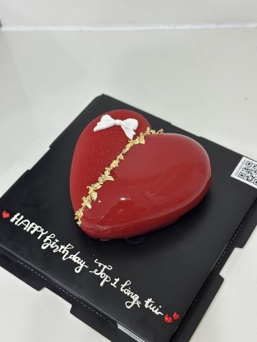 Bánh entremet tim phun và tráng gương đế đen - Entremet tráng gương
