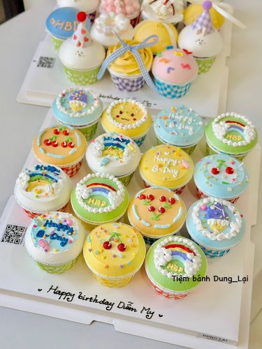 Set cupcake 15c tạo hình, Bánh Sinh Nhật Cupcake, Bánh Sinh Nhật set bánh - Bánh Sinh Nhật Long Biên