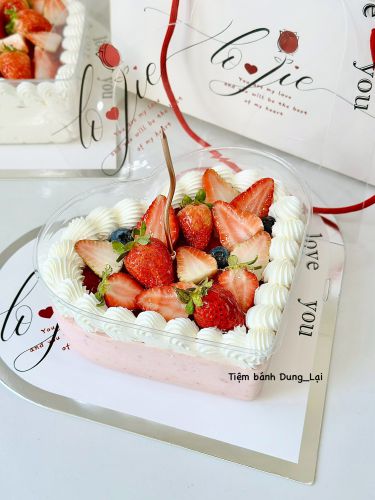 Bánh tim mousse dâu 20.10