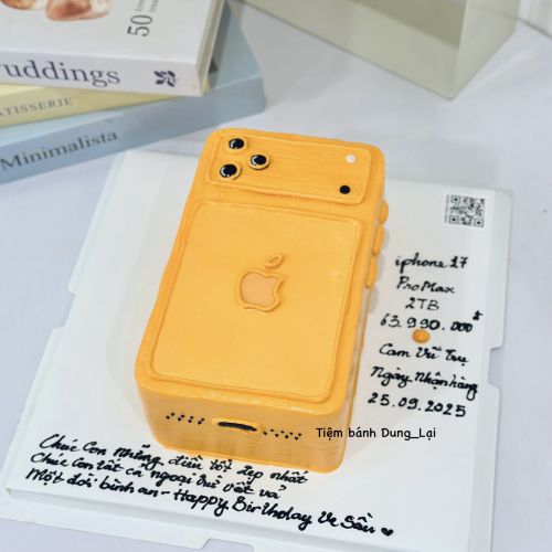 Bánh tạo hình iphone 17 cam vũ trụ, Bánh Sinh Nhật Iphone, Bánh Sinh Nhật tạo hình - Bánh Sinh Nhật Long Biên