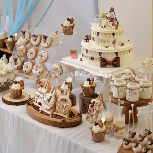 Set bánh tiệc tone náu be