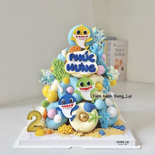 Tháp bánh donut baby shark 17b