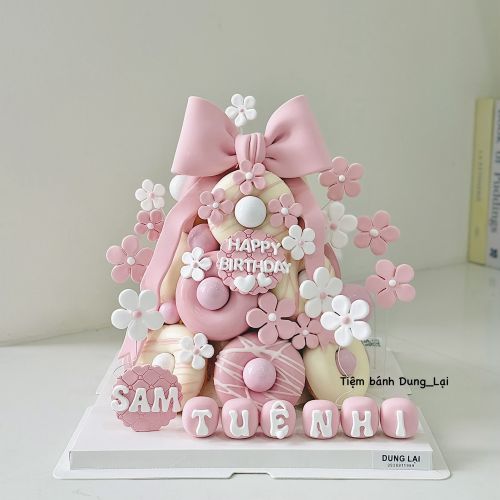 Tháp donut bé gái hoa