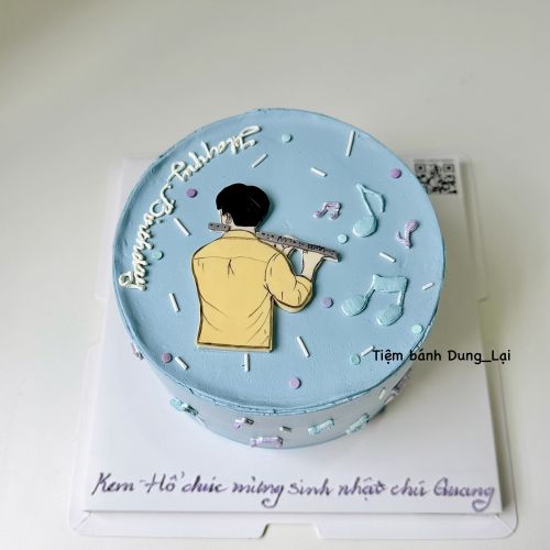 Bánh vẽ người đàn ông thổi sáo sz 16 - Bé trai