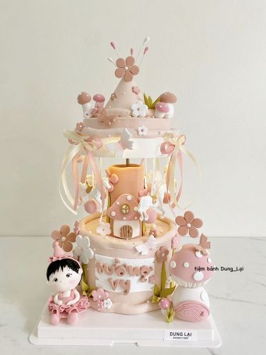 Bánh vòng quay khu vườn cổ tích