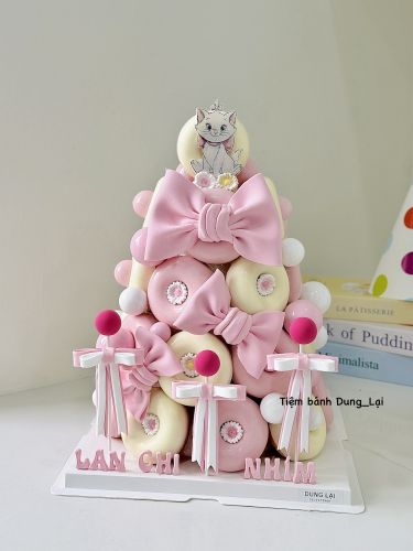 Tháp donut bé gái màu hồng, Bánh Sinh Nhật Tháp donut, Bánh Sinh Nhật tháp bánh, Bánh Sinh Nhật bé gái, Bánh Sinh Nhật mèo, Bánh Sinh Nhật donut - Bánh Sinh Nhật Long Biên
