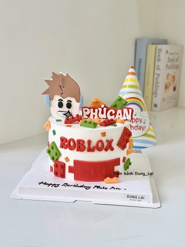 Bánh roblox sz 16, Bánh Sinh Nhật Roblox, Bánh Sinh Nhật bé trai - Bánh Sinh Nhật Long Biên
