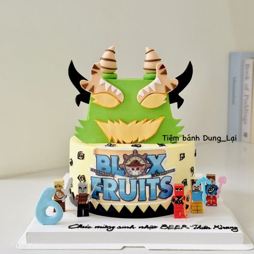 Bánh 2 tầng blox fruit