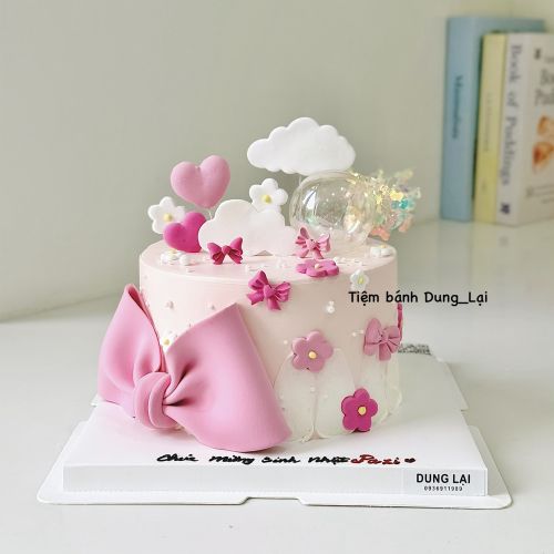 Bánh bé gái tone hồng sz 16