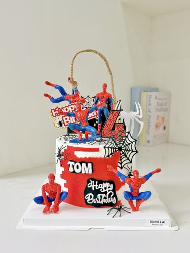 Bánh spider man sz 18 1/2 whipping