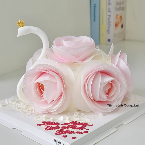 Bánh thiên nga hoa giấy gạo nghệ thuật hồng trắng sz 16