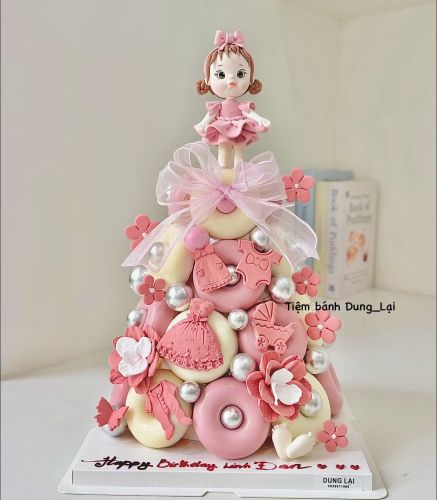 Tháp bánh donut bé gái tone hồng trắng 24b