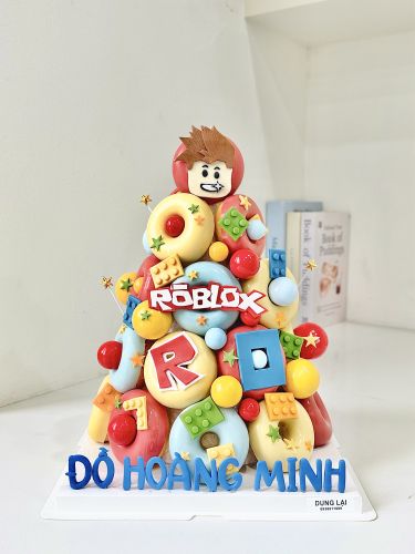 Tháp bánh donut roblox 24b