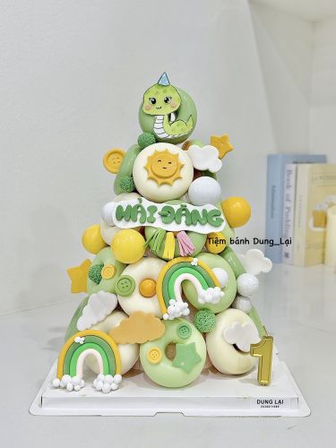 Tháp donut chủ đề bé rắn - Tháp Donut