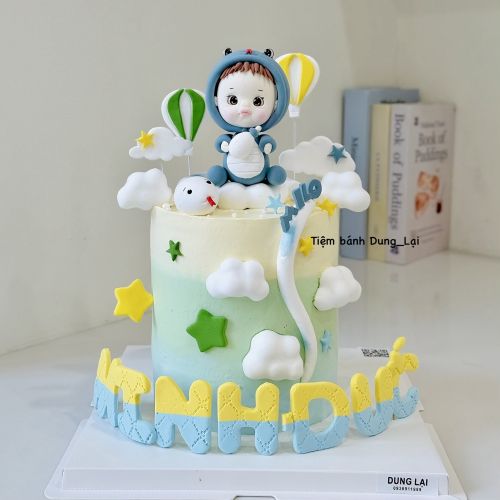 Bánh bé trai tuổi rắn sz 16 cao