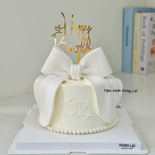 Bánh kem nơ trắng sz 16