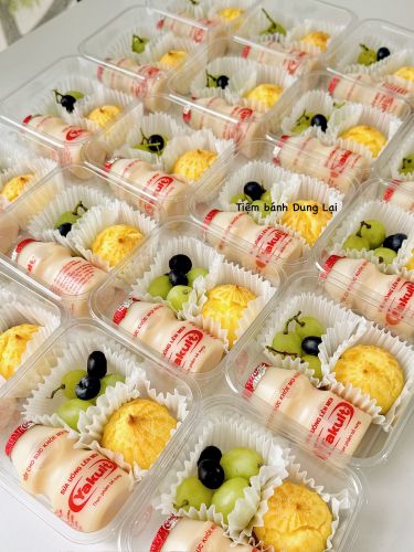 Set bánh cho bé