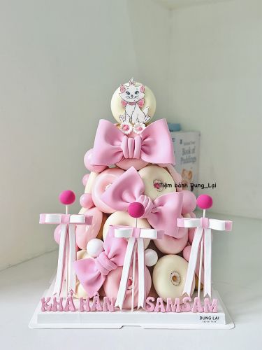 Tháp bánh donut bé gái tone hồng 24b