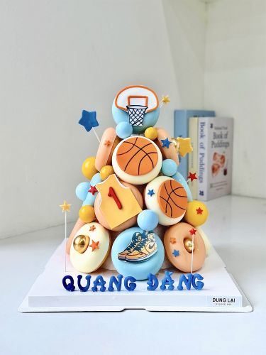 Tháp donut bóng rổ