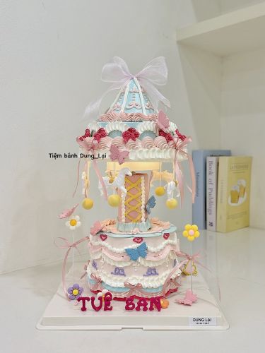 Bánh vòng quay ngựa bướm xinh tone hồng, Bánh Sinh Nhật bánh vòng quay, Bánh Sinh Nhật bánh vòng quay ngựa, Bánh Sinh Nhật vòng quay, Bánh Sinh Nhật vòng quay ngựa, Bánh Sinh Nhật bé gái, Bánh Sinh Nhật người lớn - Bánh Sinh Nhật Long Biên