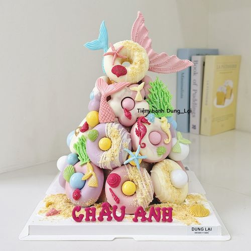 Tháp bánh donut 17c đuôi cá tone hồng, Bánh Sinh Nhật đuôi cá, Bánh Sinh Nhật bé gái, Bánh Sinh Nhật tháp bánh, Bánh Sinh Nhật tháp donut, Bánh Sinh Nhật donut, Bánh Sinh Nhật nàng tiên cá - Bánh Sinh Nhật Long Biên