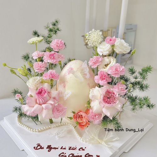 Bánh đập hoa tươi