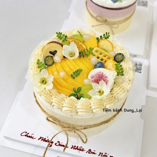 Bánh hồng trà pudding dừa xoài