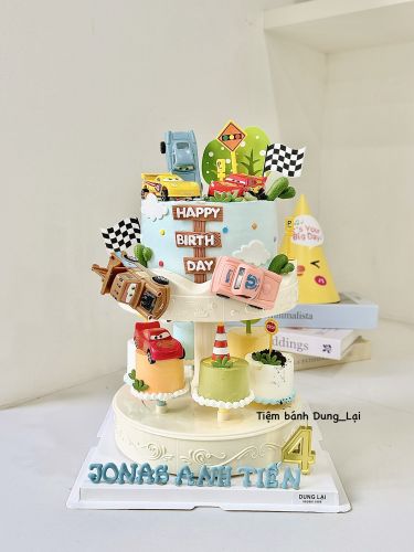 Bánh vòng quay ô tô mc queen và 6 bánh mini - Bánh vòng xoay