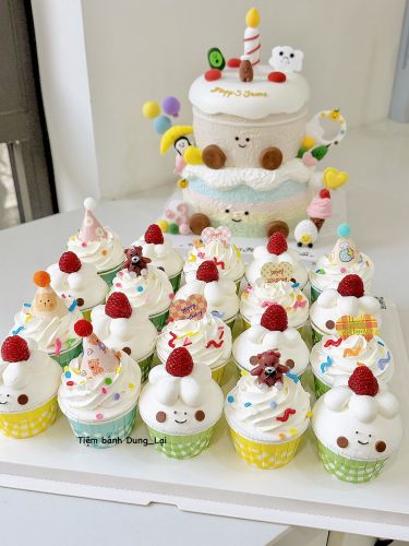 Set 20c cupcake tạo hình hàn quốc