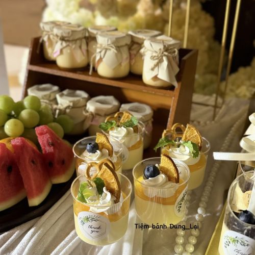 Tiệc mousse chanh dây