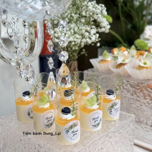 Tiệc mousse chanh dây