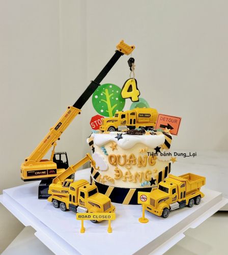 Bánh ô tô cần cẩu xe công trình sz 18 1/2 - Bé trai