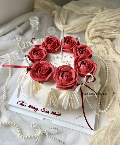 Bánh hoa giấy gạo nghệ thuật sz 18 - Bé gái