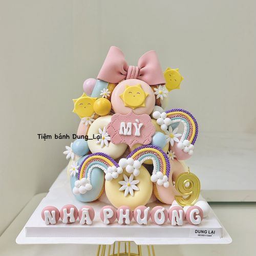 Tháp bánh donut 16b bé gái cầu vồng - Bé gái